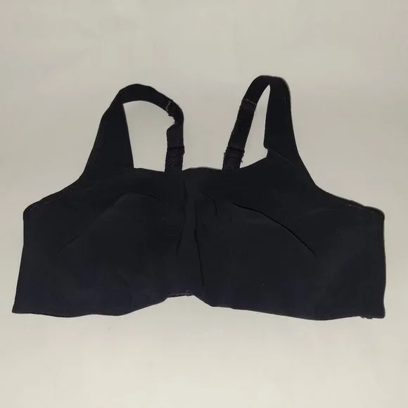 Six Sport Bras - Saucony, CW-X, Moving Comfort, Champion - Picture 12 of 16